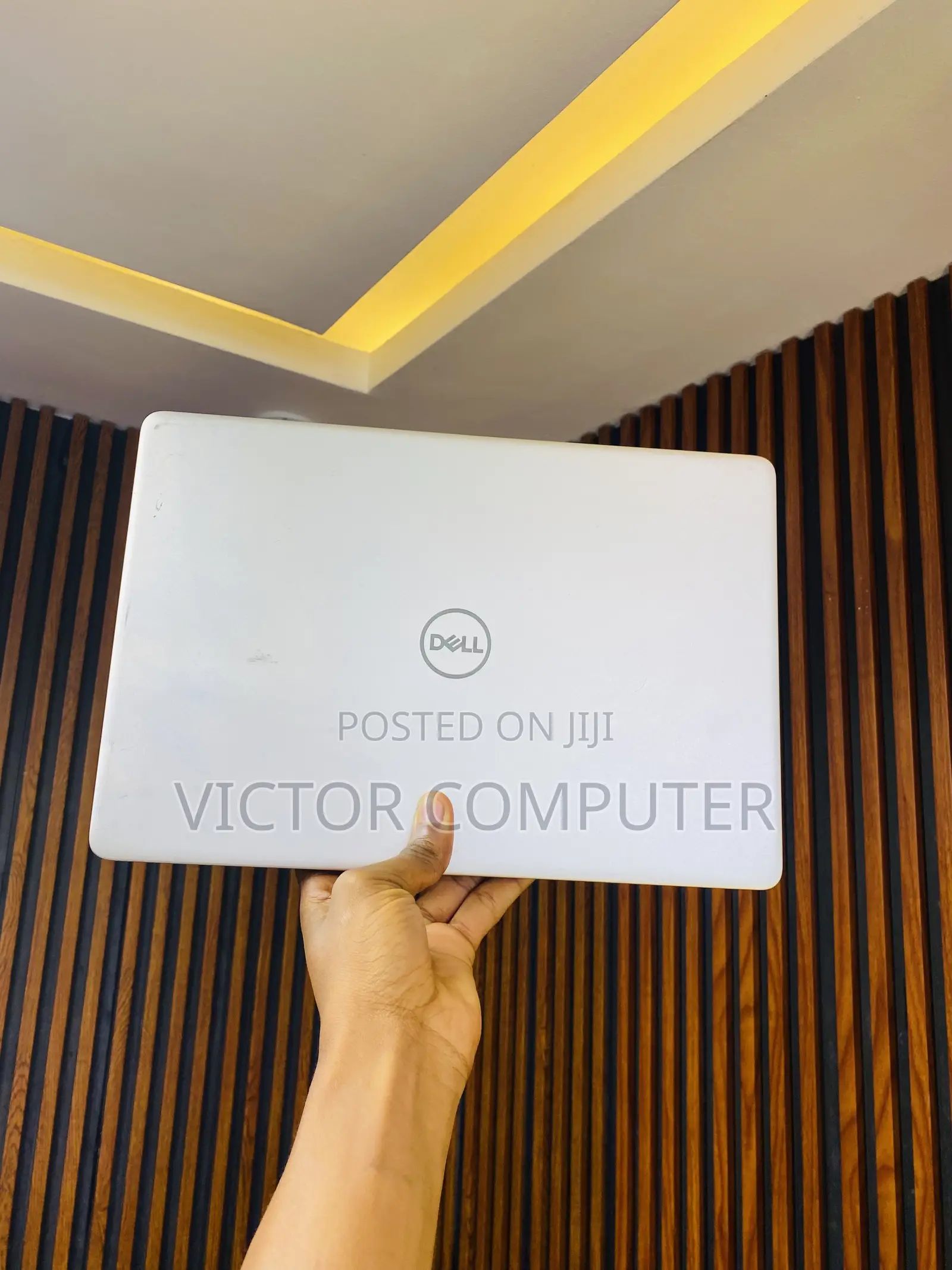 Laptop Dell Inspiron 13 5370 8GB Intel Core i7 SSD 256GB