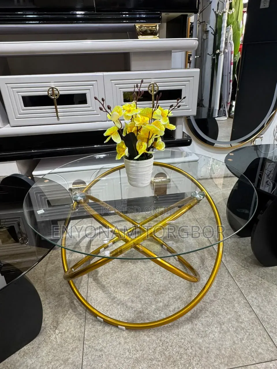Liquid Glass Center Table