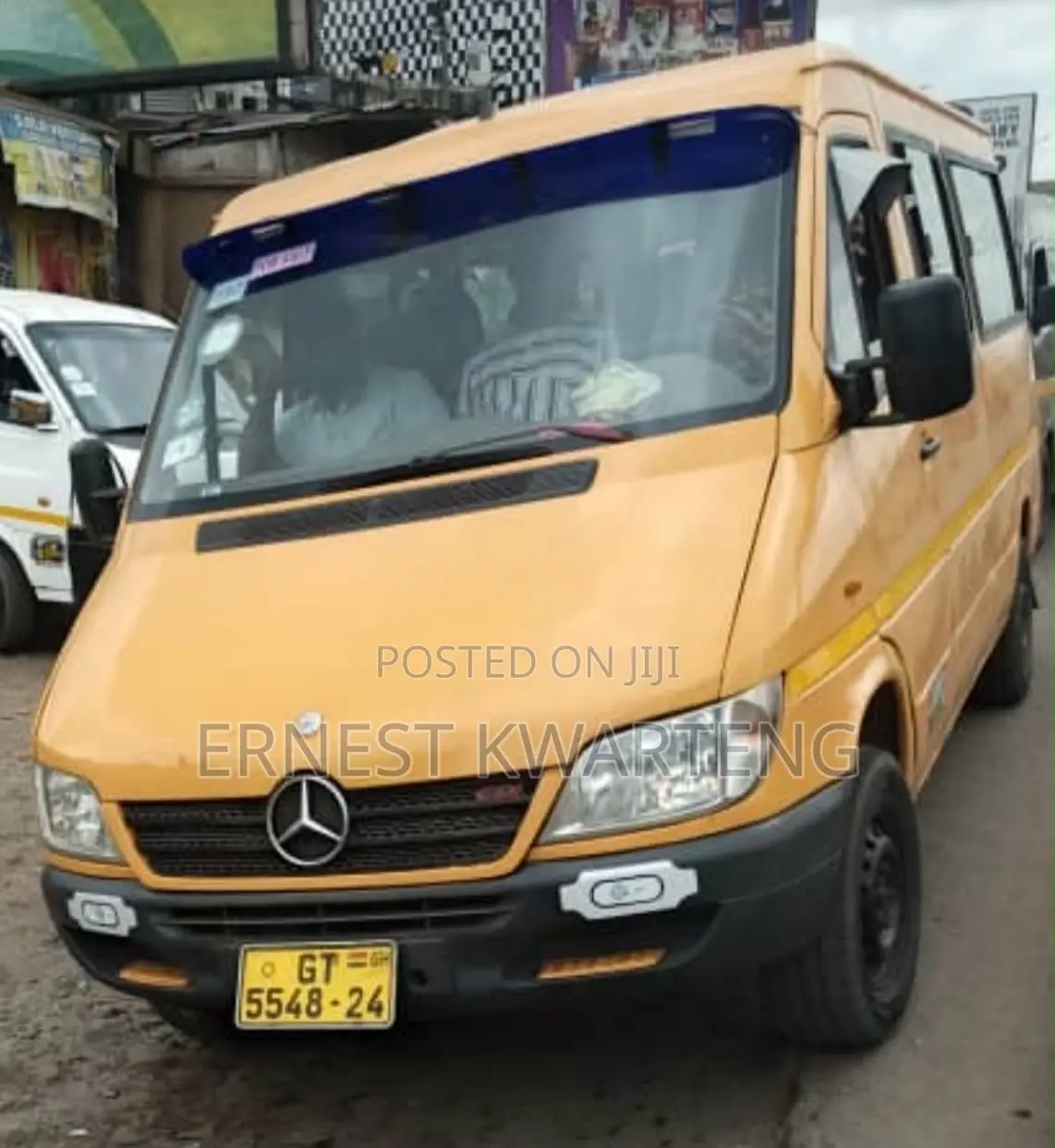 Mercedes-Benz Sprinter 2004 Pink