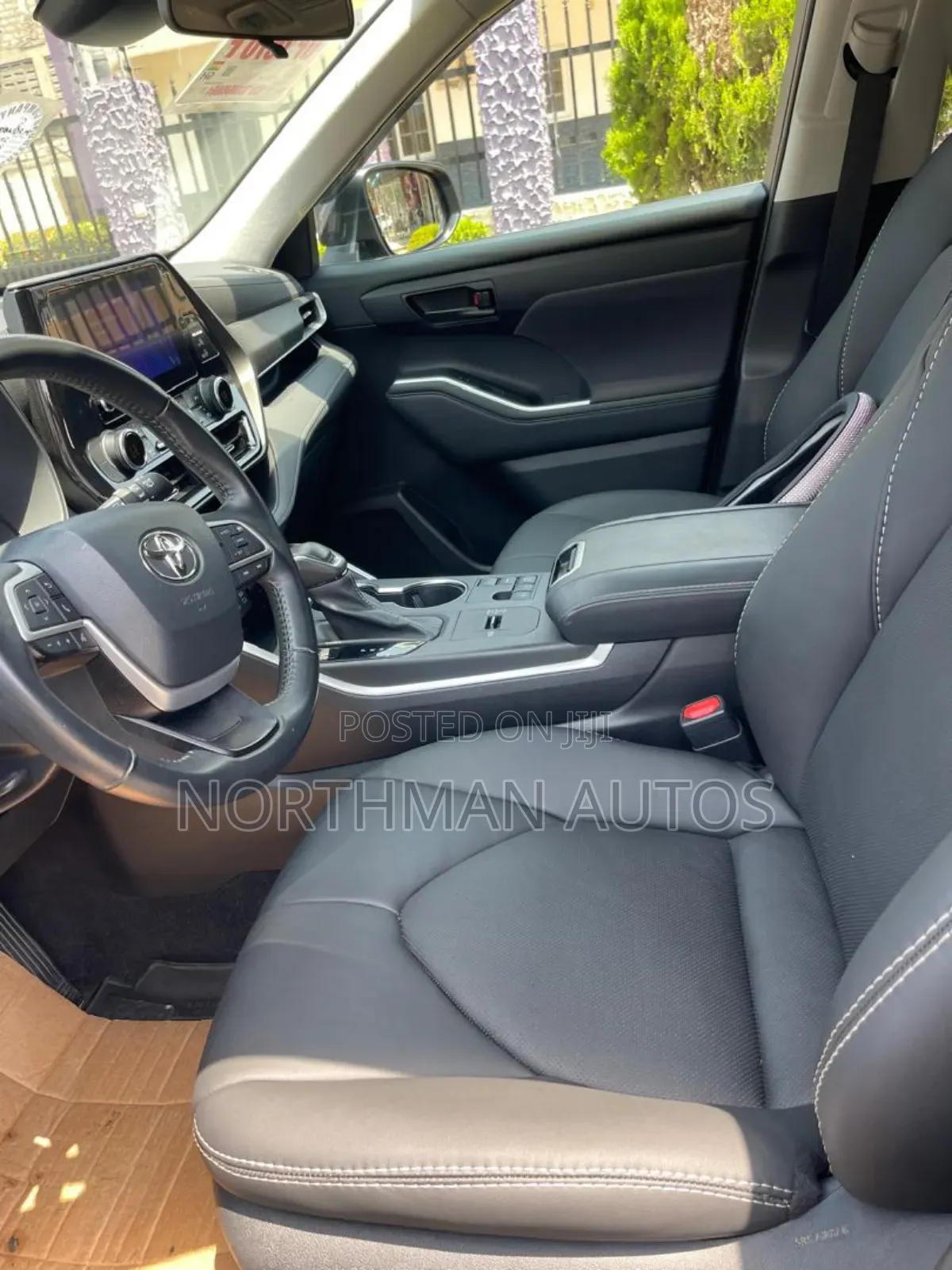 Toyota Highlander LE FWD 2023 Blue