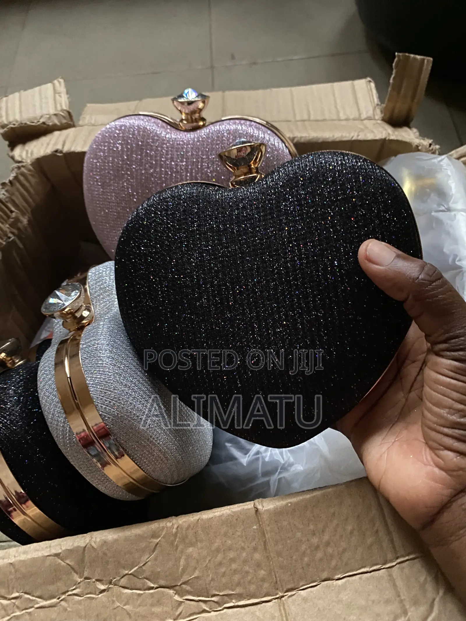 Love Clutch