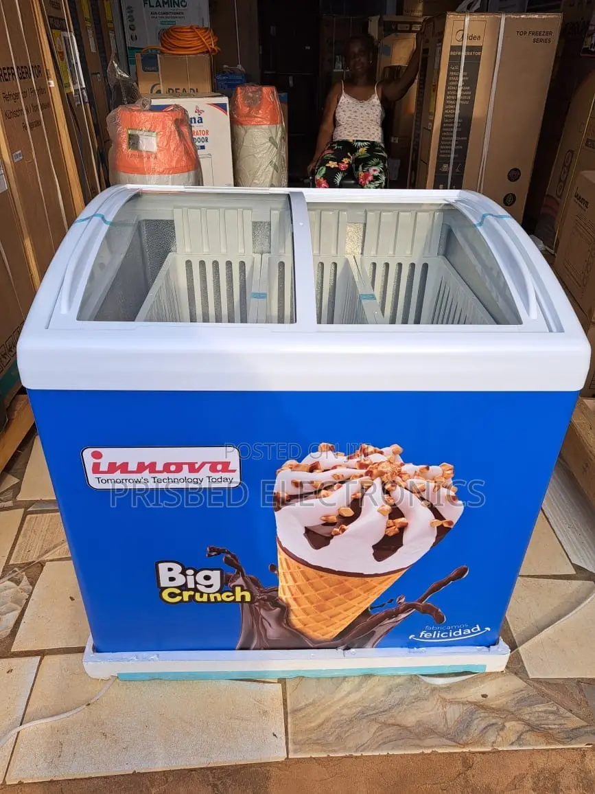 Innova Durable Display/Ice Cream Freezer 258 Liters