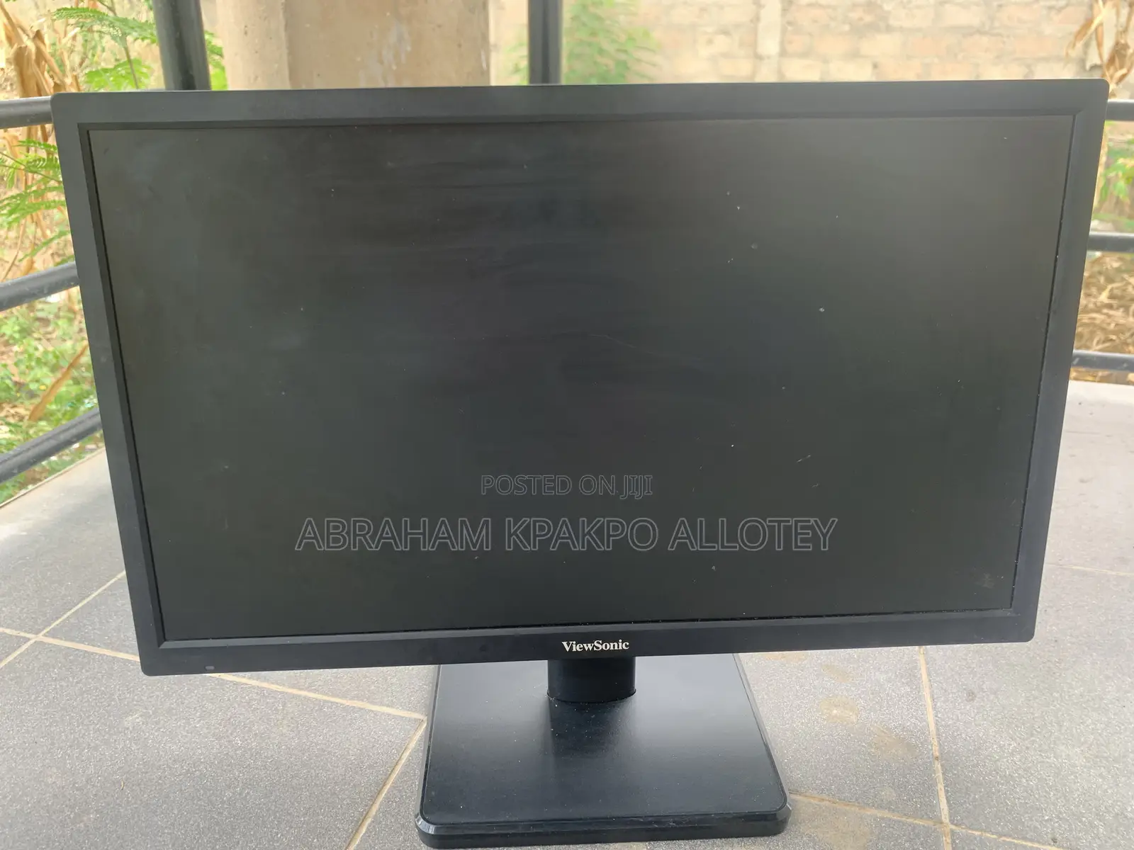 Super Slim 22” Viewsonic Monitor