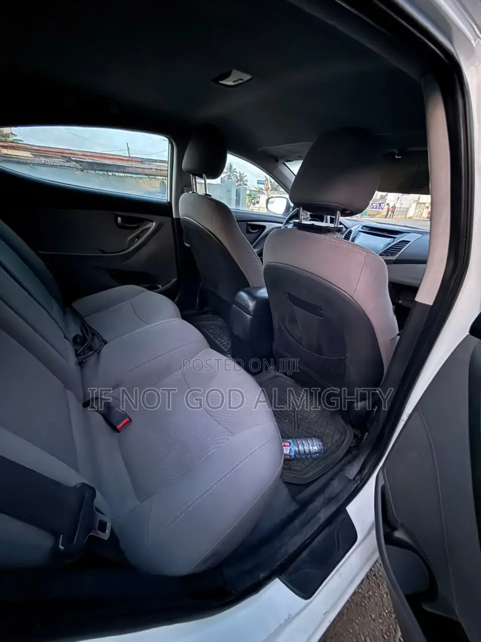 Hyundai Elantra SE 4dr Sedan (1.8L 4cyl 6A) 2015 White