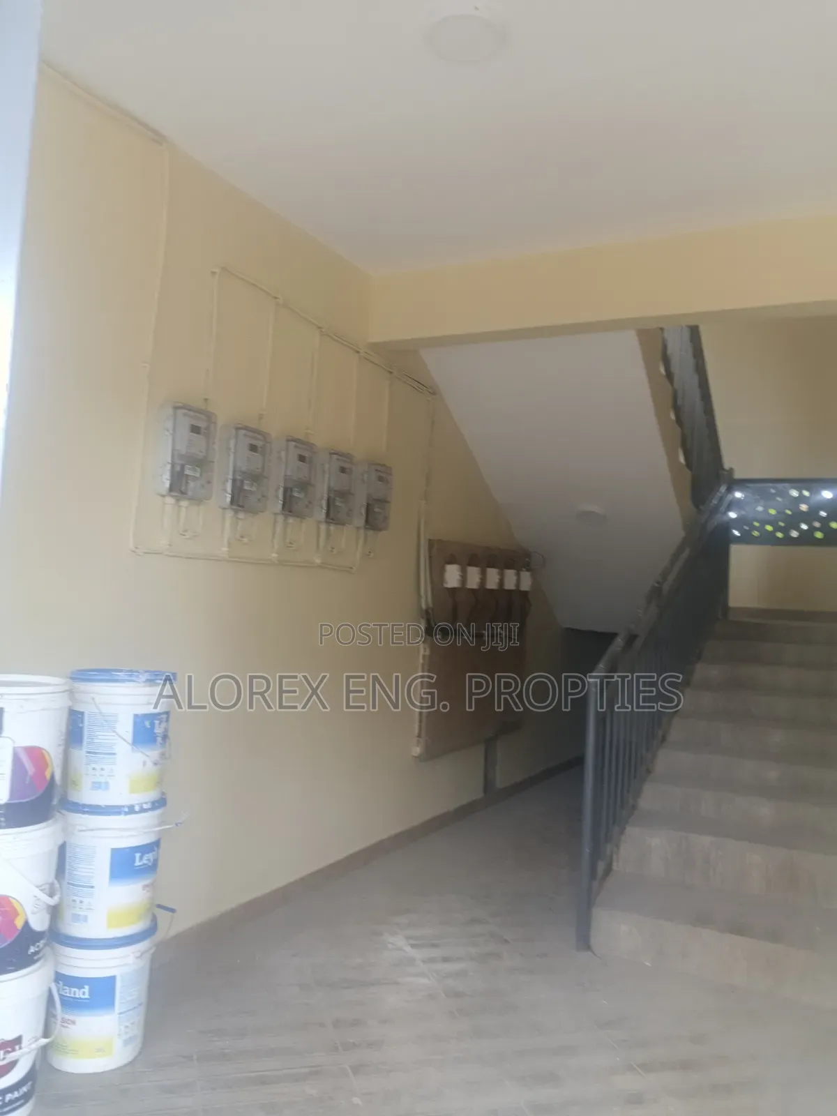 1bdrm Apartment in Oyibi Pillar 2, Sasaabi for rent