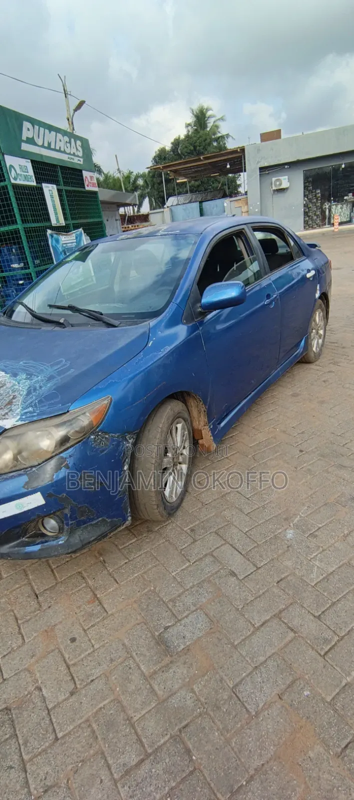 Toyota Corolla 2011 Blue