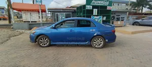 Toyota Corolla 2011 Blue