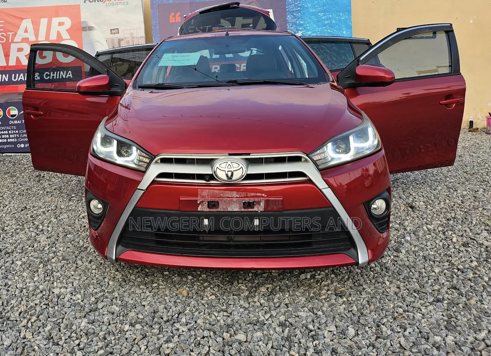 Toyota Yaris L Hatchback 5dr 2016 Red