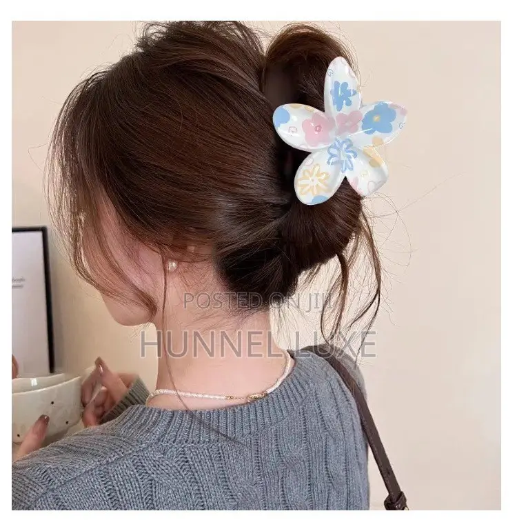 Flower Printed Claw Clips