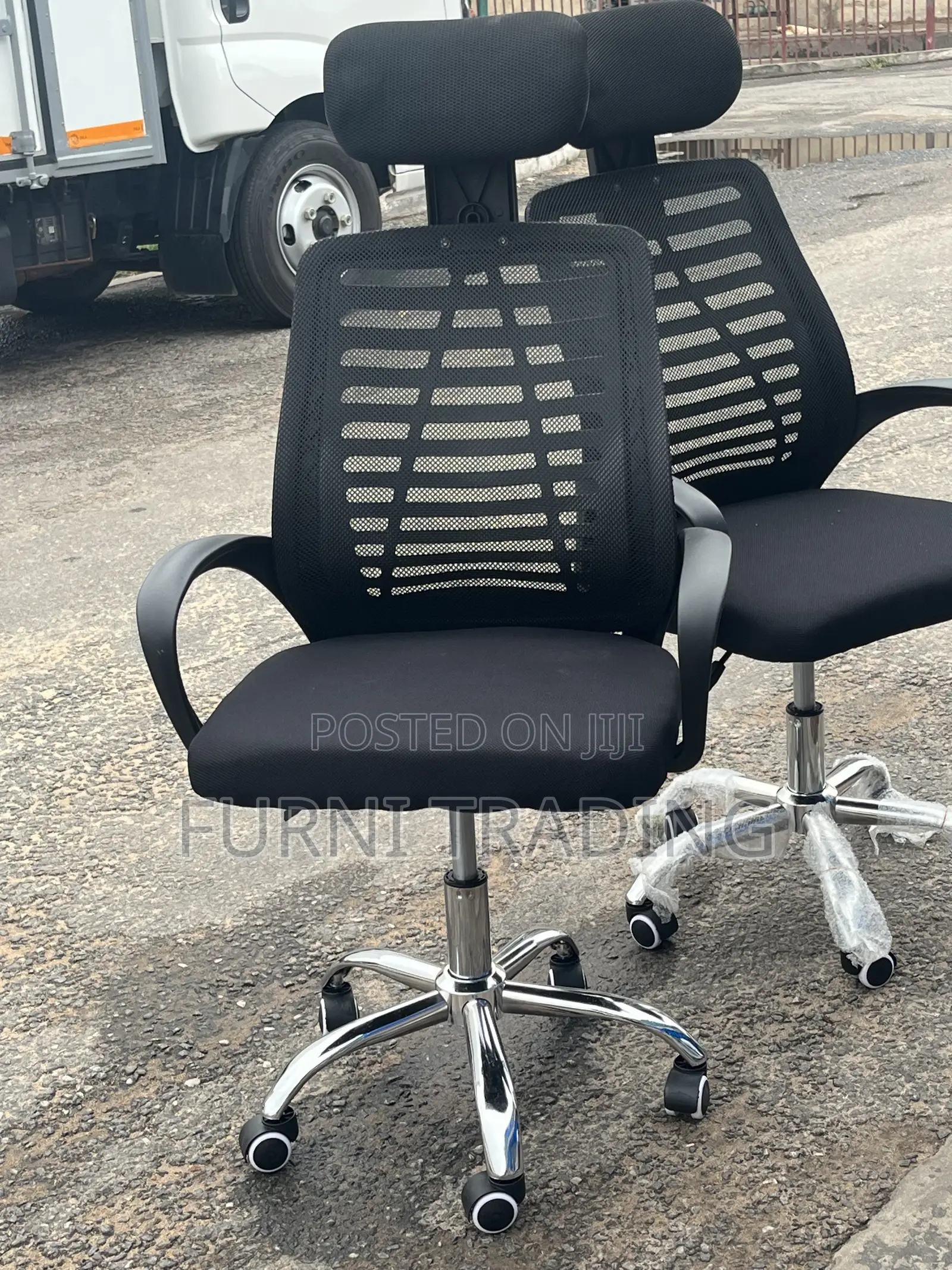 Adjustable Swivel Desk Chair