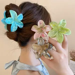 Marble Design Hawaiian Plumeria Flower Claw Clip