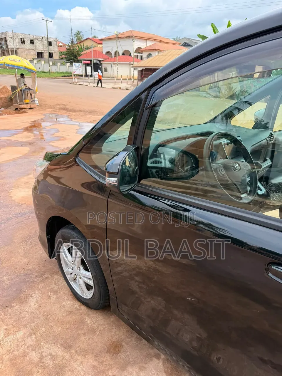 Toyota Voxy V 4WD 8-Seater 2016 Black