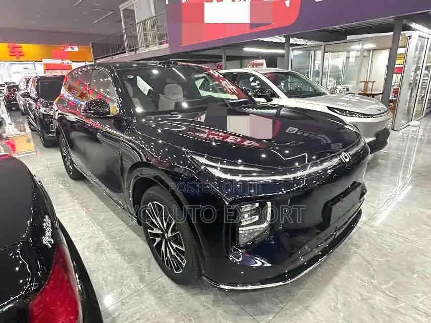 New Qiyuan Q07 2026 Black