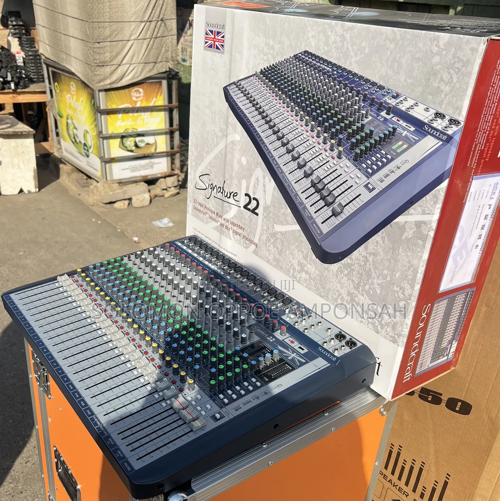 Soundcraft Signature 22