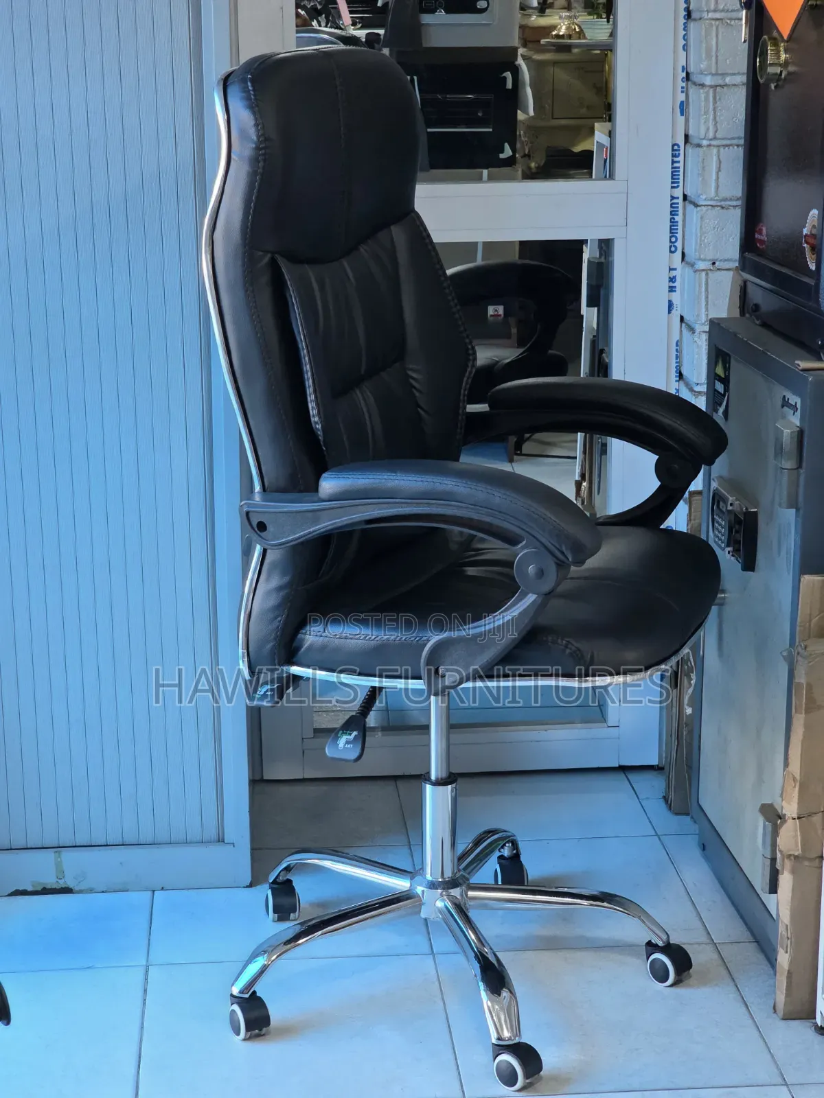 Office Executive Adjustable Swivel Chair