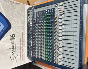 Soundcraft Signature 16 Compact Analog Mixer