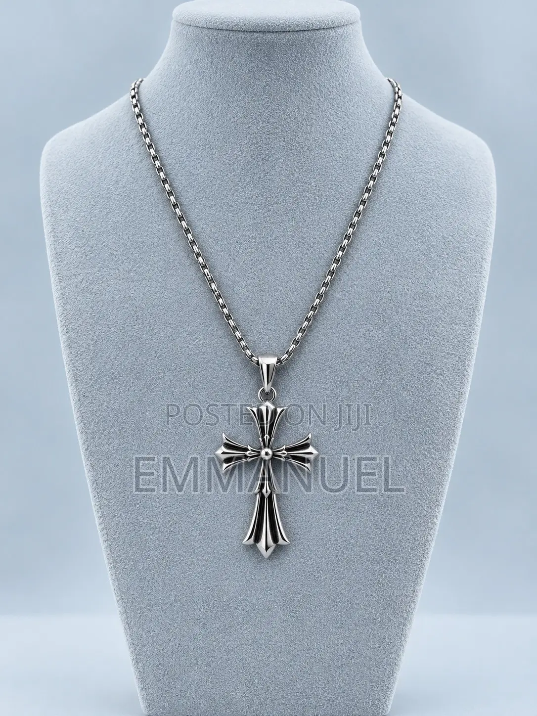 Trending Hip-Pop Chains and Pendants