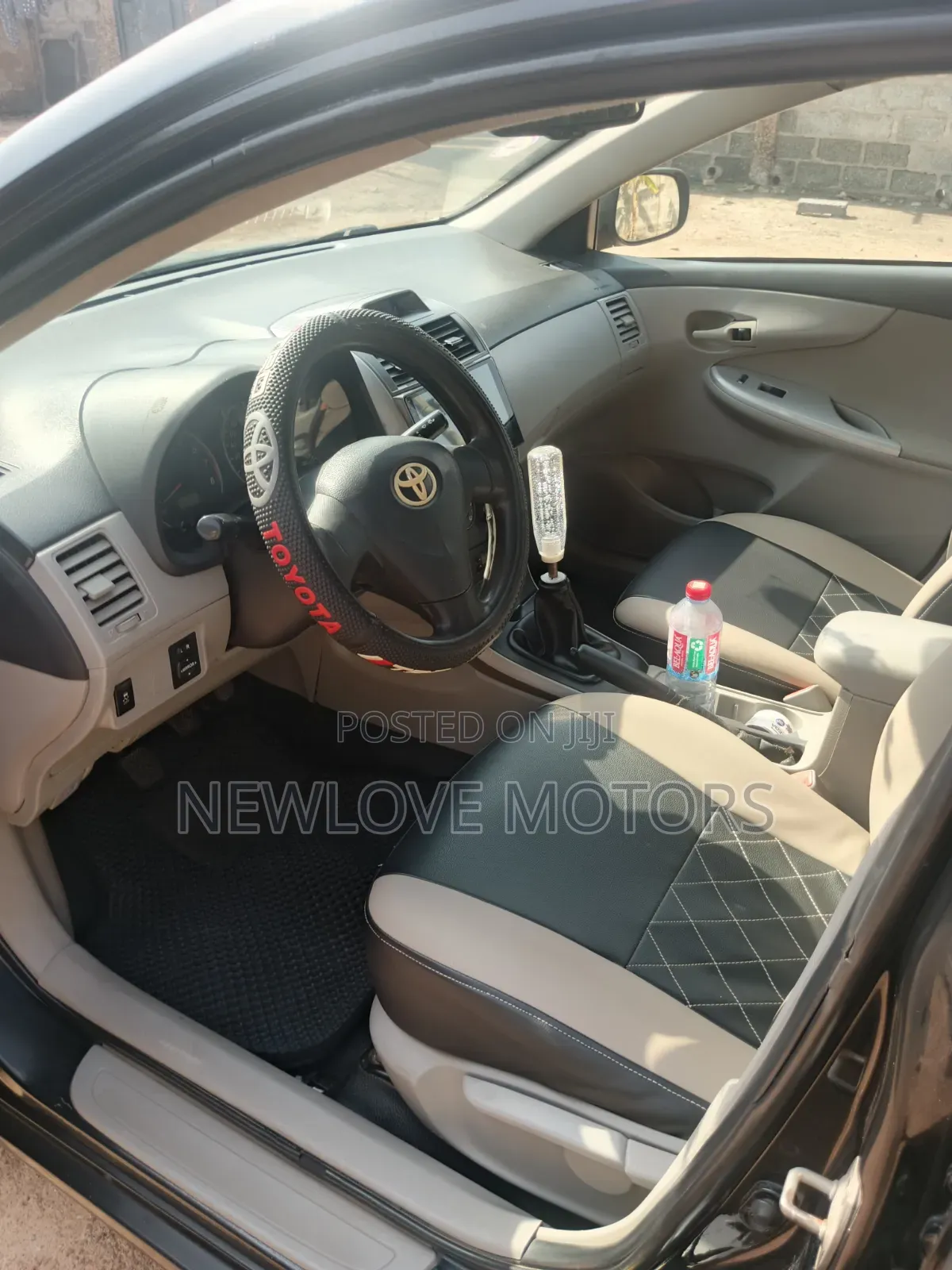 Toyota Corolla 2013 Black