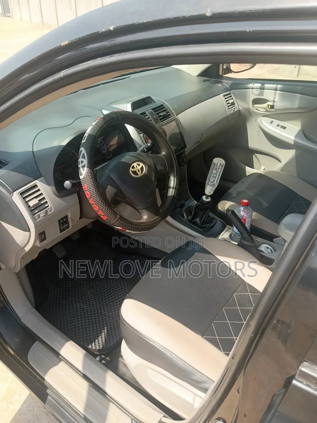 Toyota Corolla 2013 Black