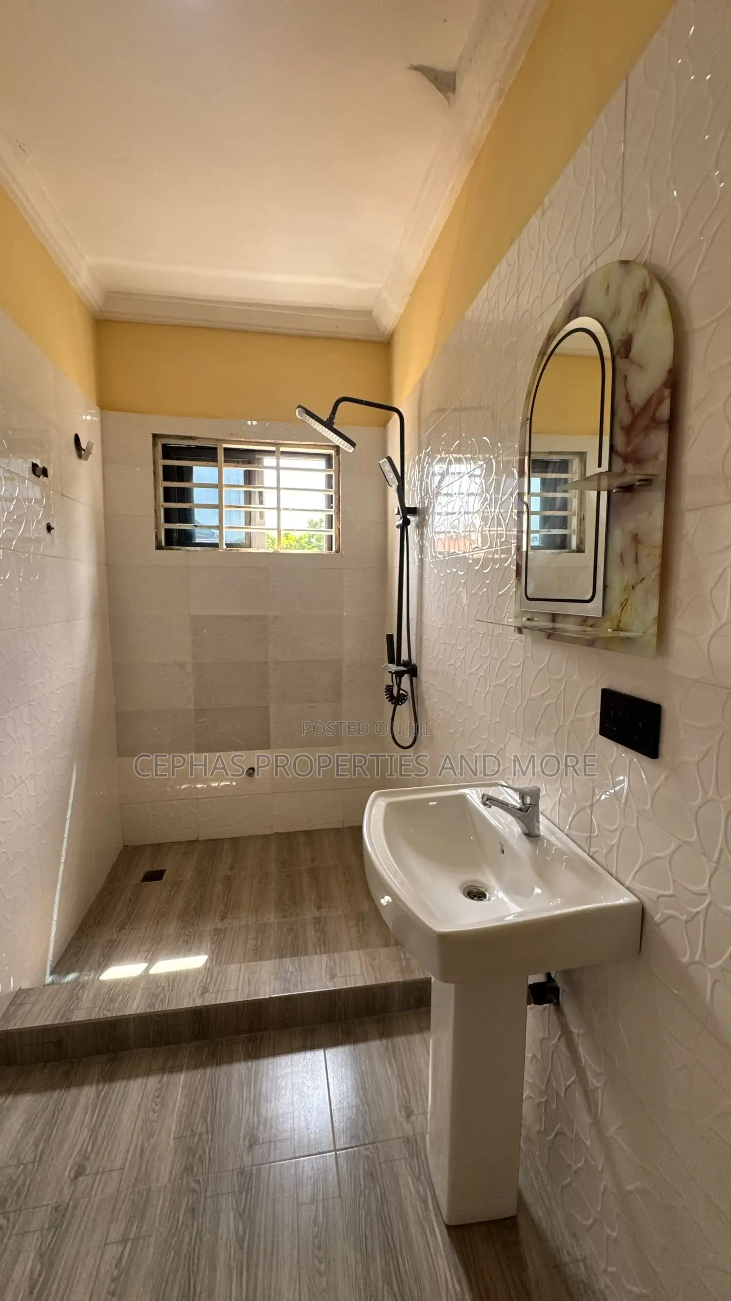 2bdrm Apartment in East Legon for rent