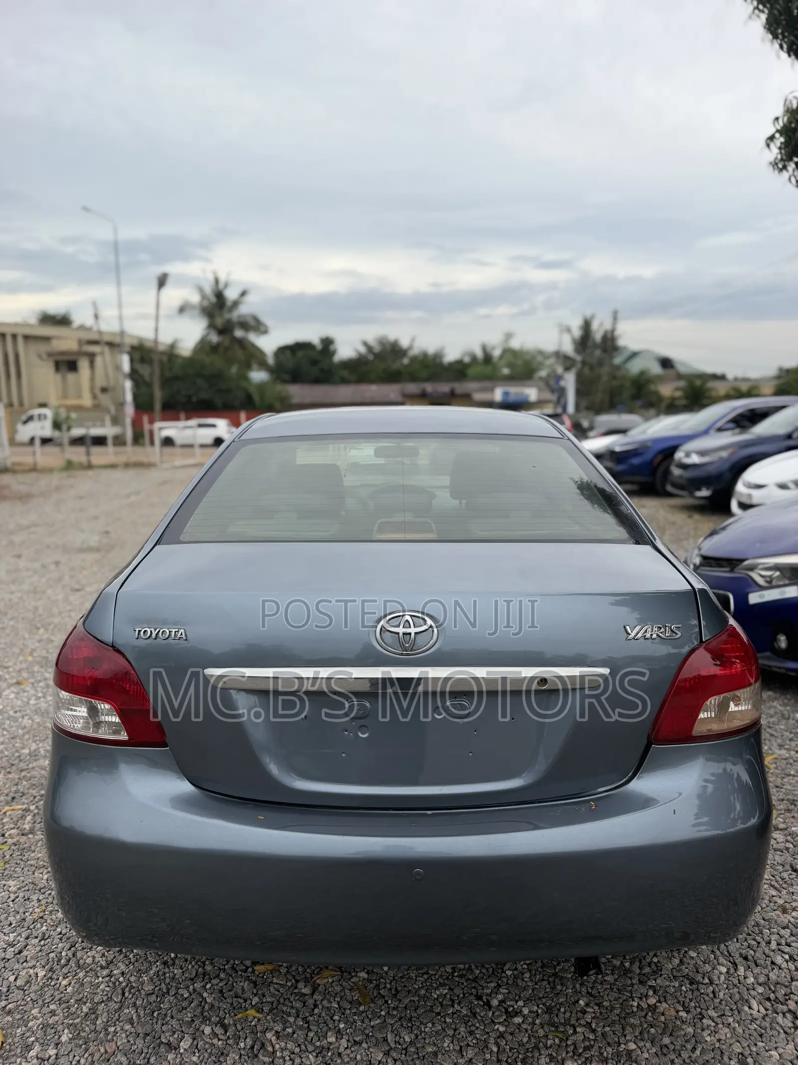 Toyota Yaris 2012 Blue