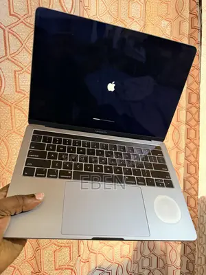 Laptop Apple MacBook Pro 2019 16GB Intel Core i5 SSD 256GB