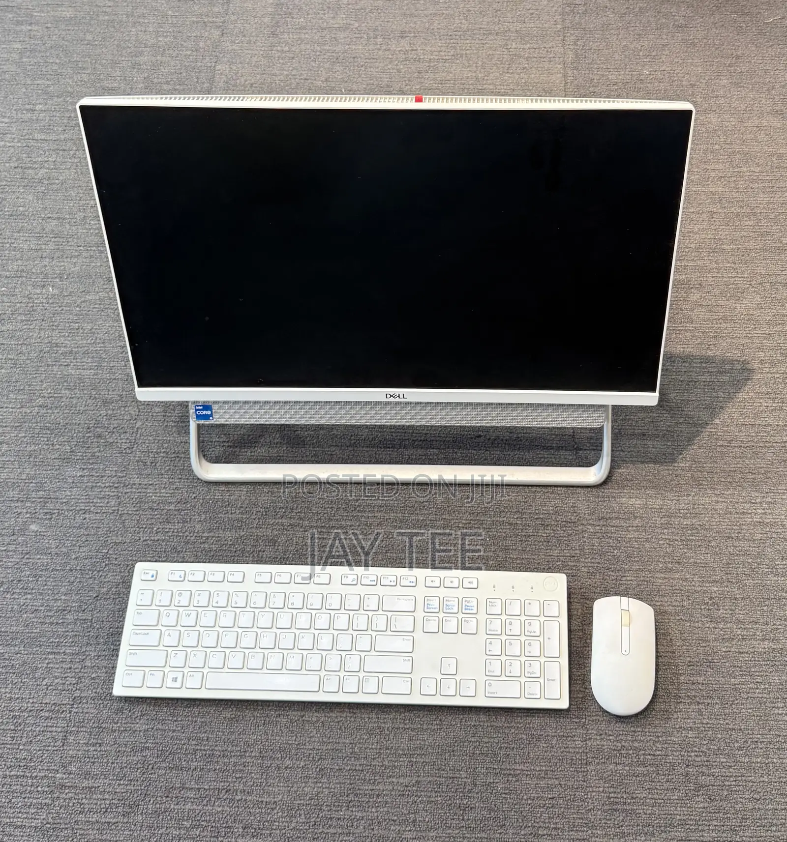 Desktop Computer Dell Inspiron 24 5000 8GB Intel Core i5 SSD 512GB