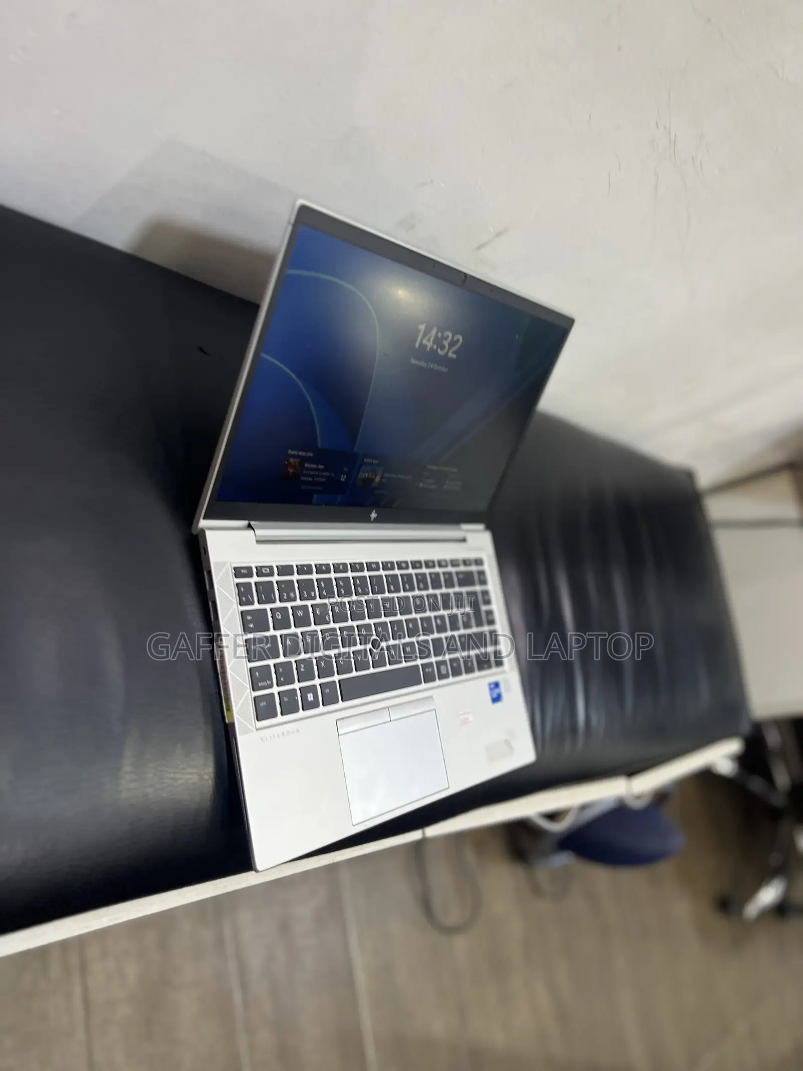New Laptop HP EliteBook 840 G8 8GB Intel Core i5 SSD 256GB