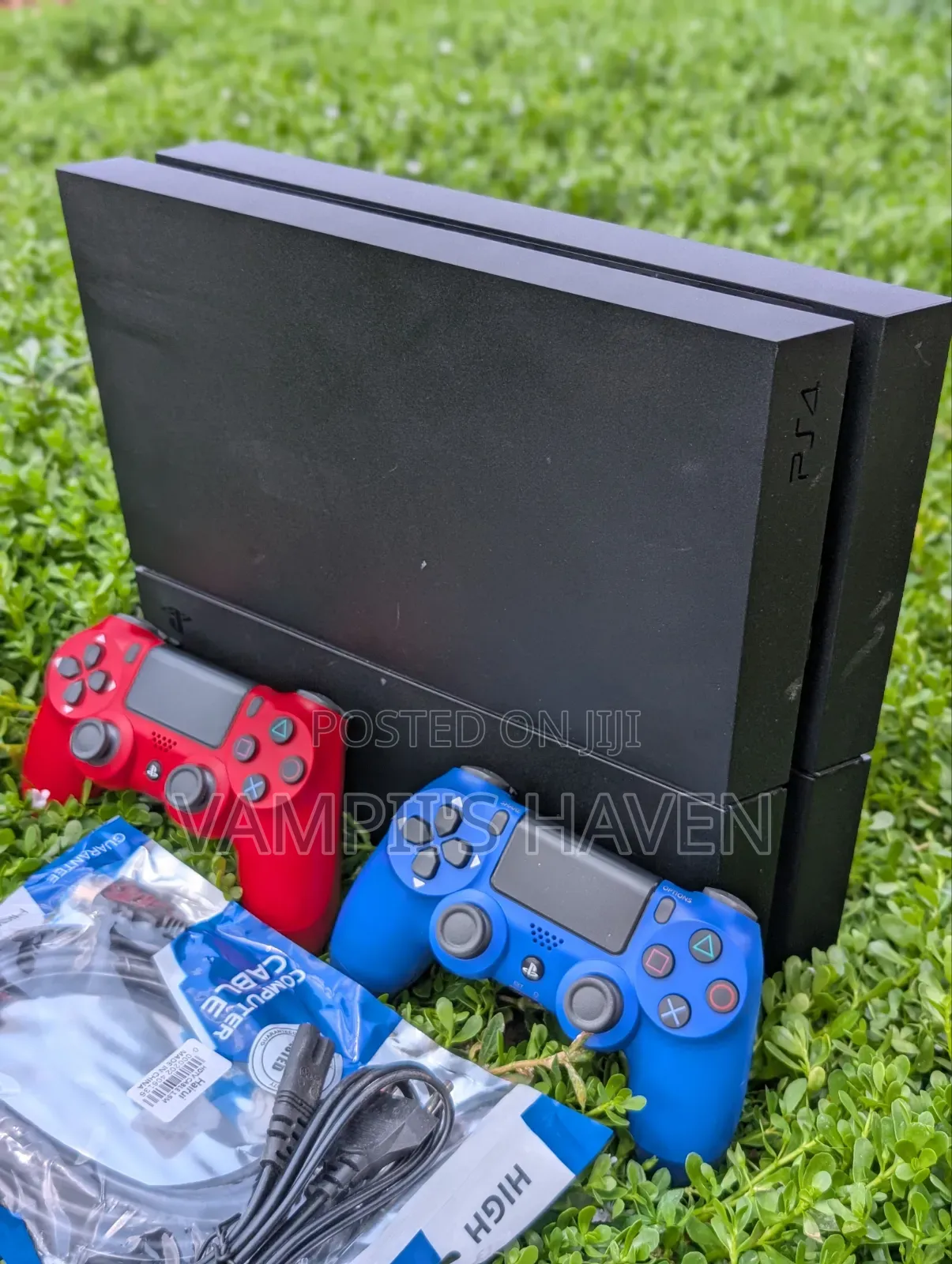 PS4 Standard 1TB (Anti-Scrach) With 2 Controllers and 13 Games