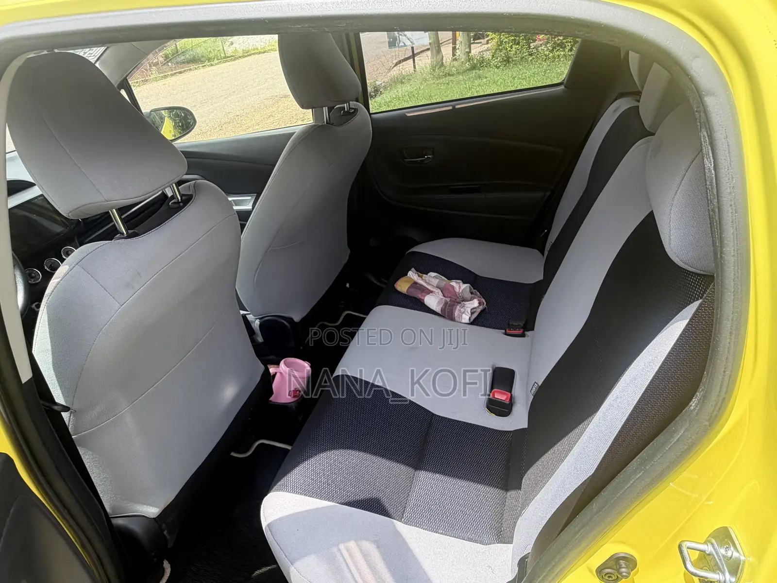 Toyota Vitz 1.3 FWD 3dr 2016 Yellow