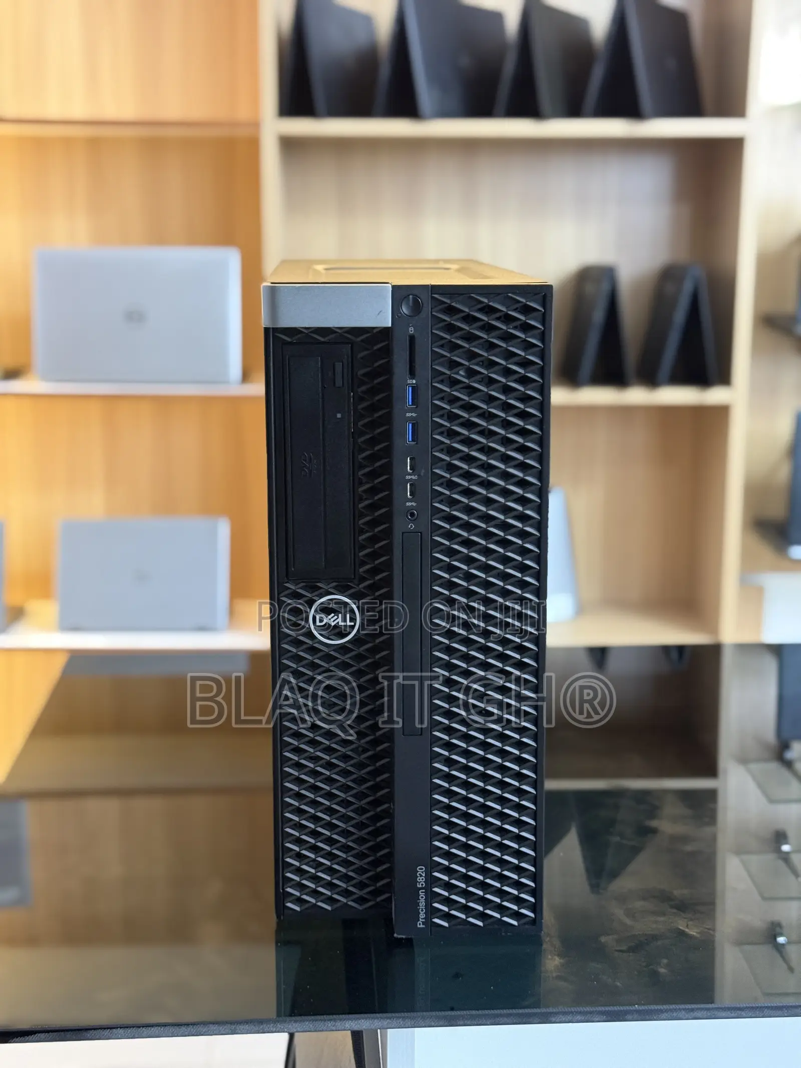 Desktop Computer Dell Precision 5820 16GB Intel Xeon HDD 1T