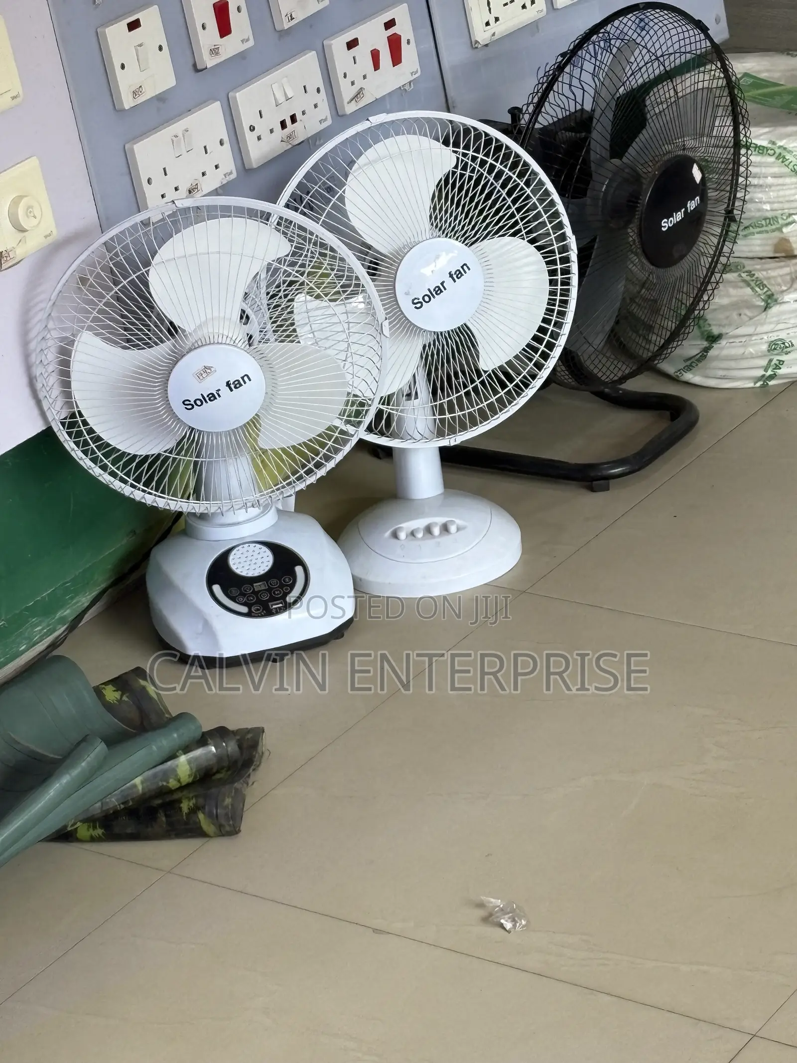 Solar Table Top Fan With Bluetooth