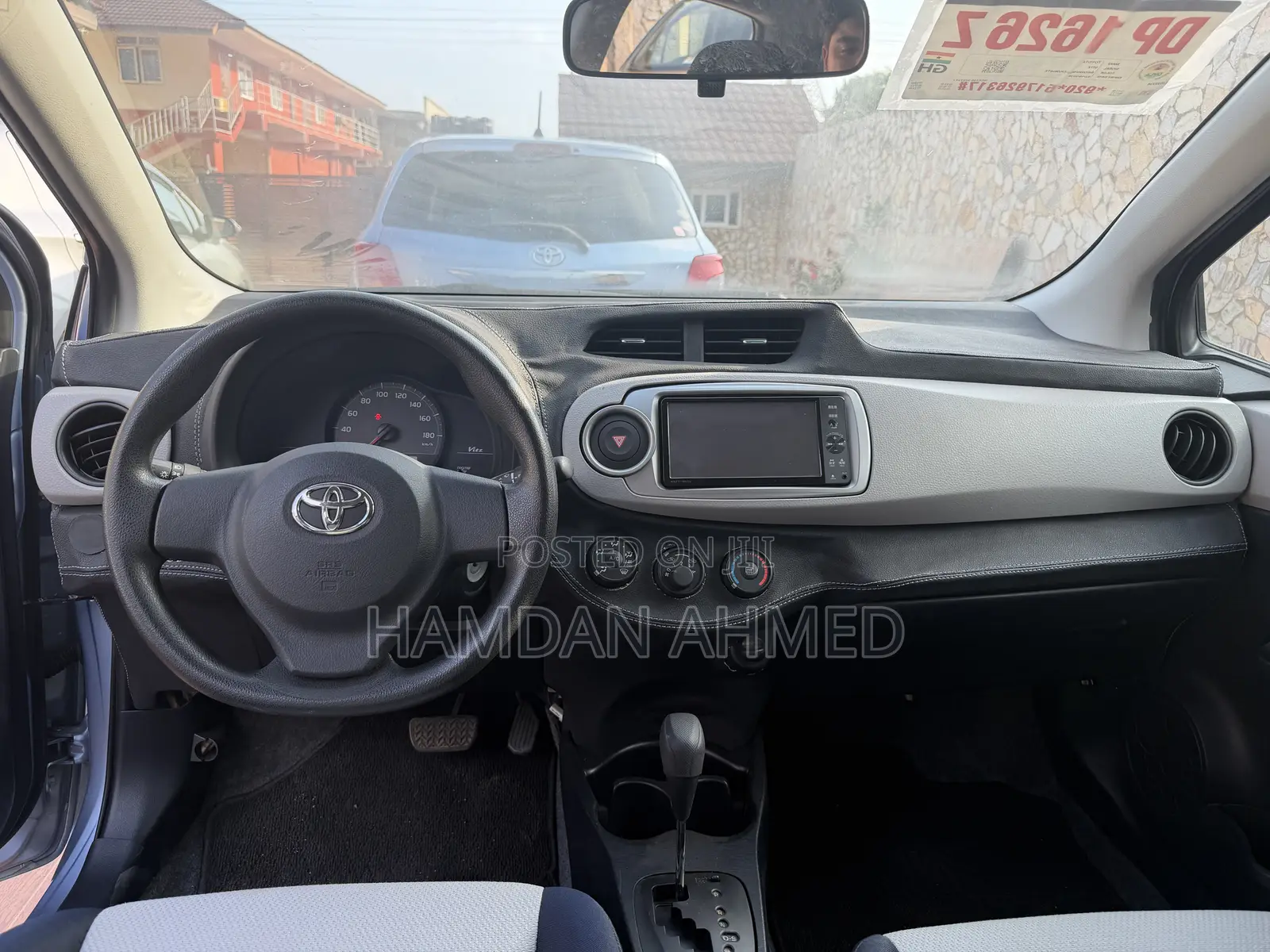 Toyota Vitz 1.3 FWD 5dr 2012 Blue