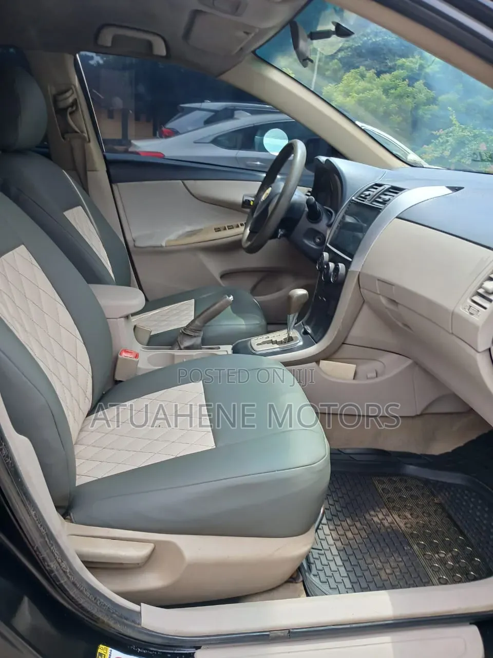 Toyota Corolla 2010 Black