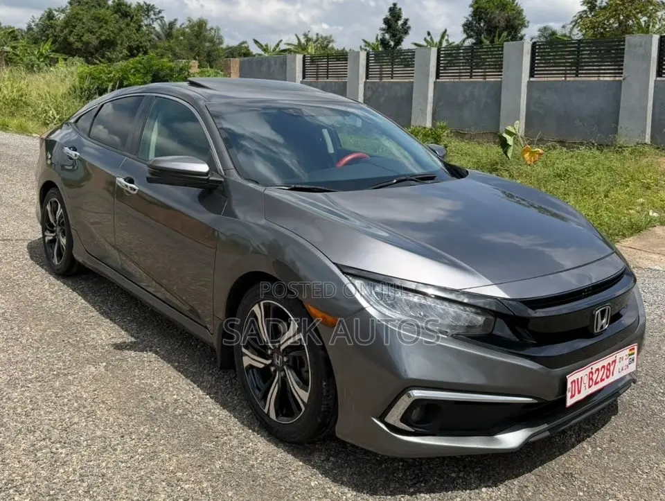 Honda Civic EX-L Sedan 2019 Gray