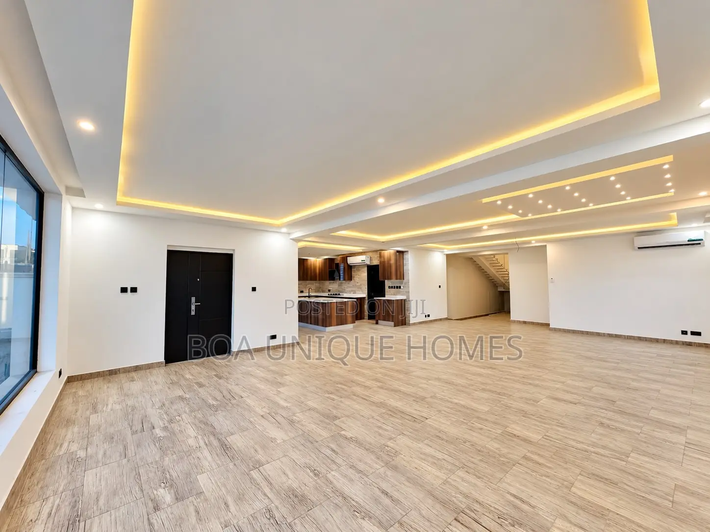 6bdrm House in Lake Side Estate for sale