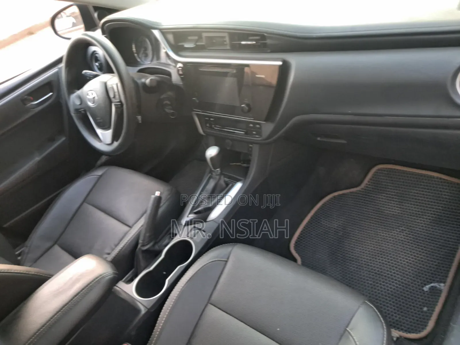 Toyota Corolla LE 4dr Sedan (1.8L 4cyl CVT) 2017 Black