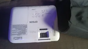 Projector and Screen for Rental