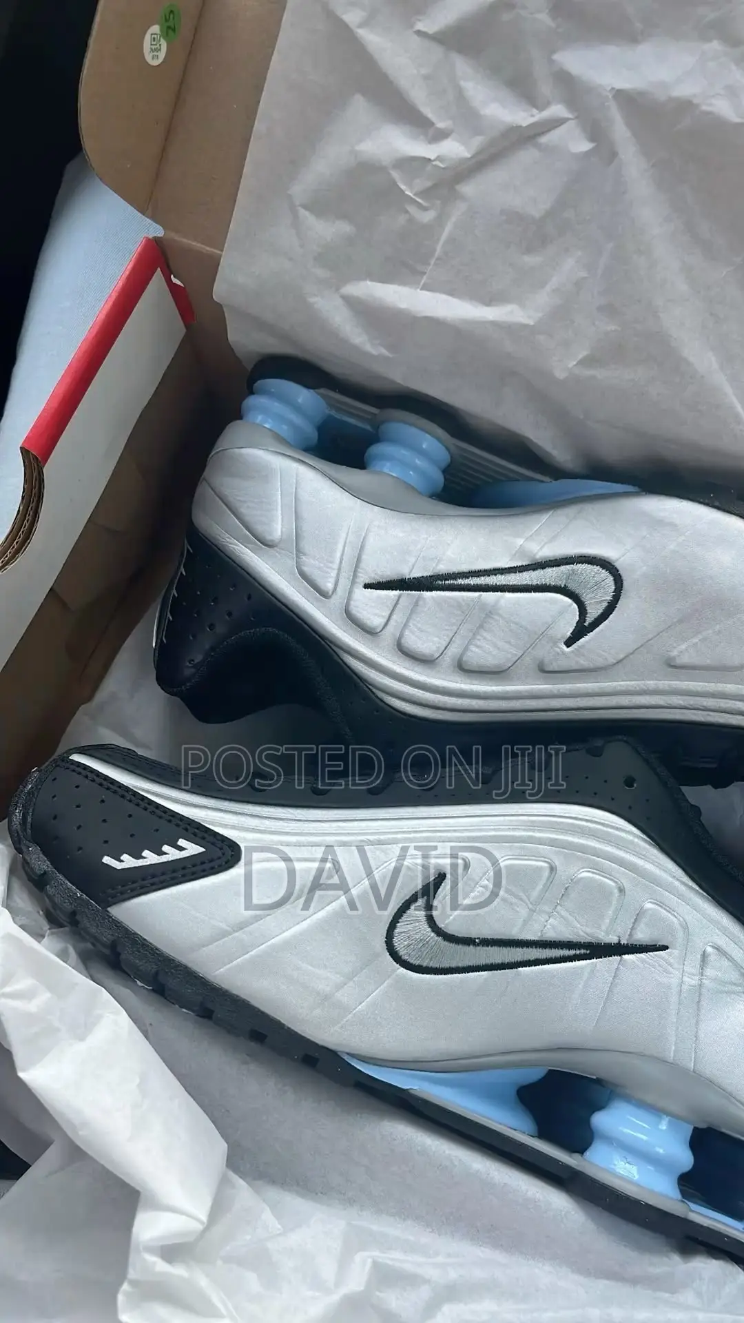 Nike Shox R4