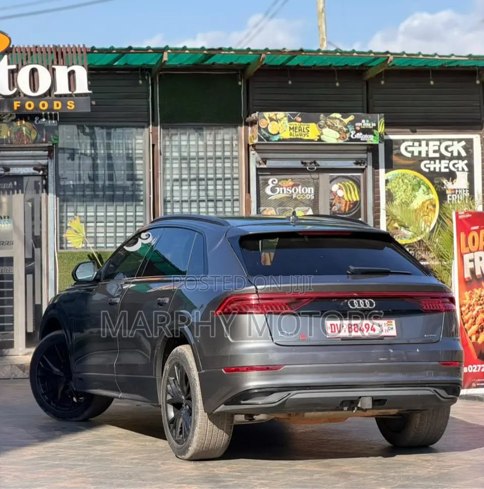 Audi Q8 55 Premium AWD quattro 2020 Silver