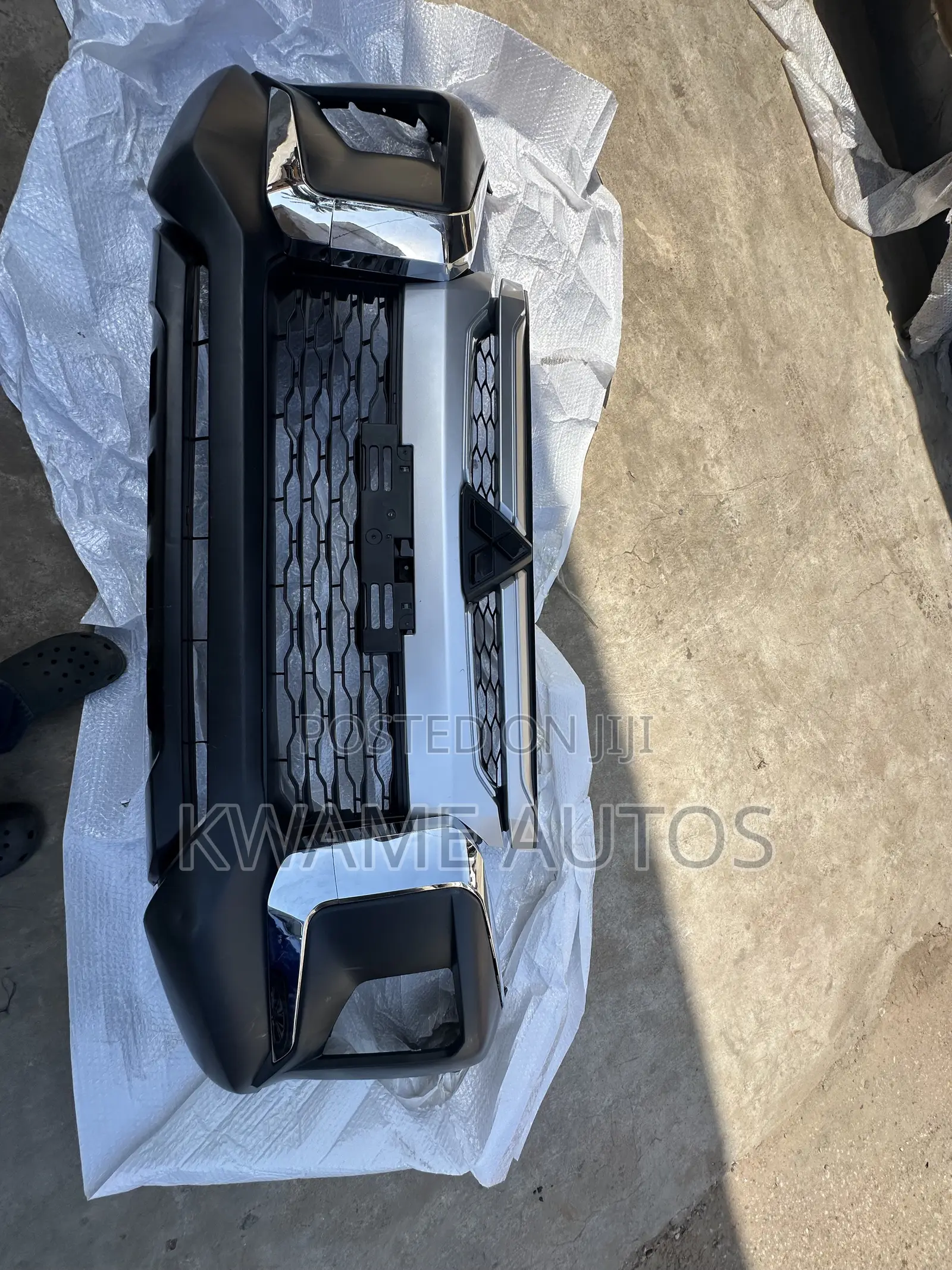 L200 2018 -2021 Front Bumper Complete