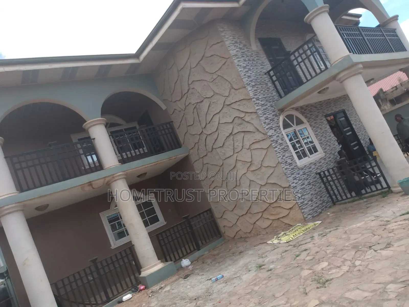 4bdrm Duplex in Kwabenya Aboum for sale