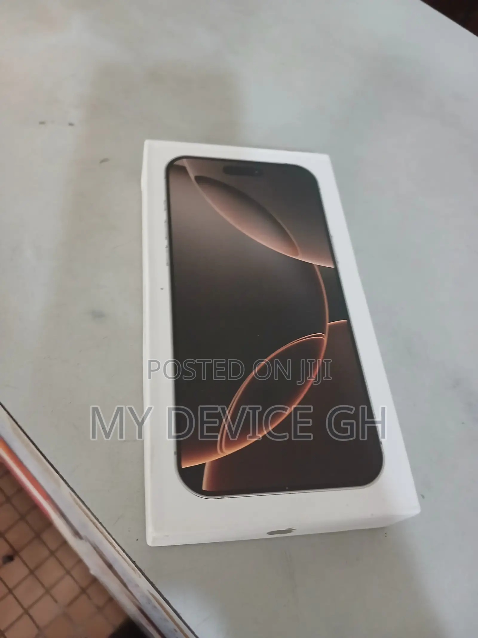 New Apple iPhone 16 Pro Max 512 GB Gold