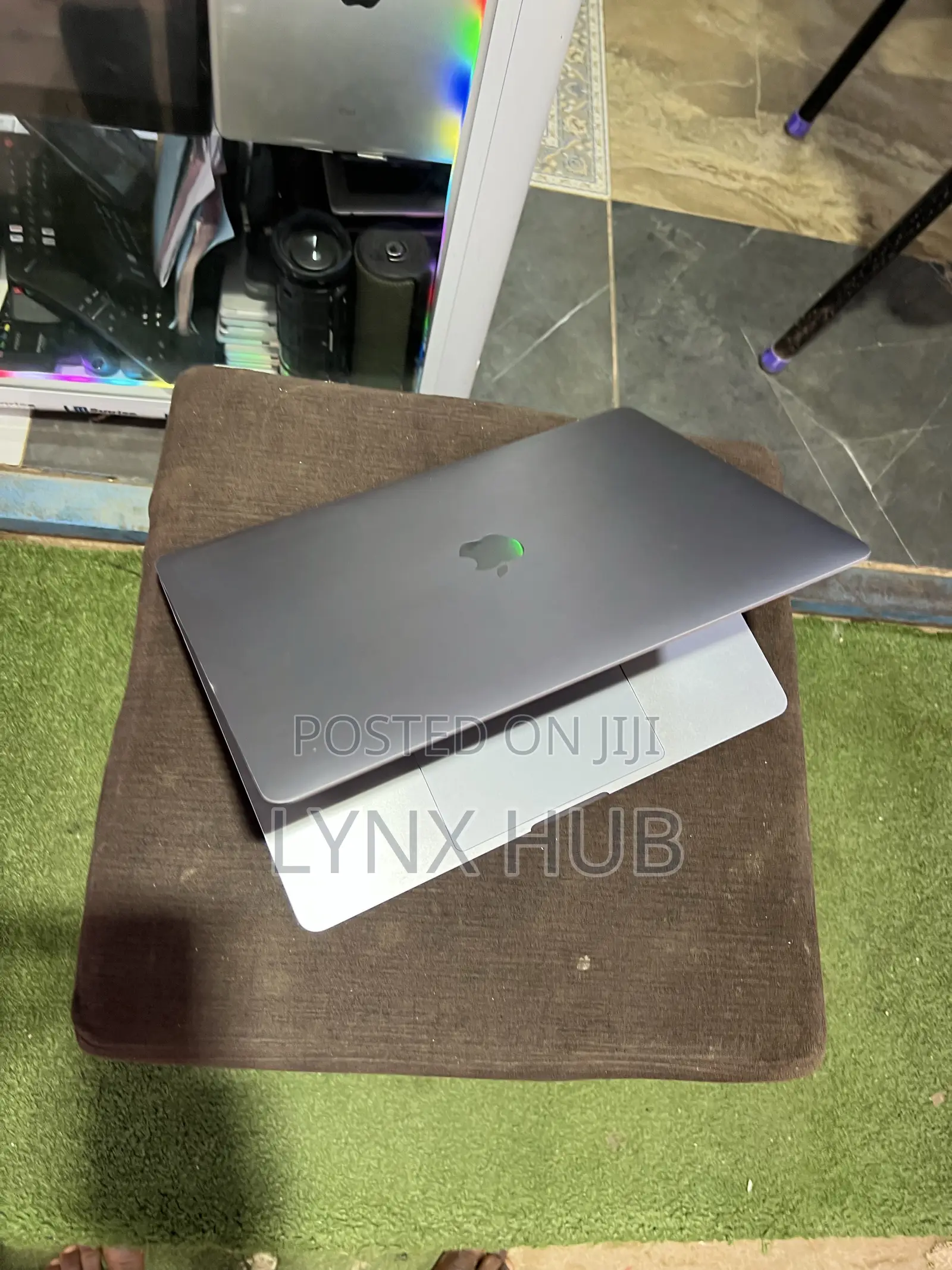 Laptop Apple MacBook Pro 2020 8GB Intel Core i5 SSD 256GB