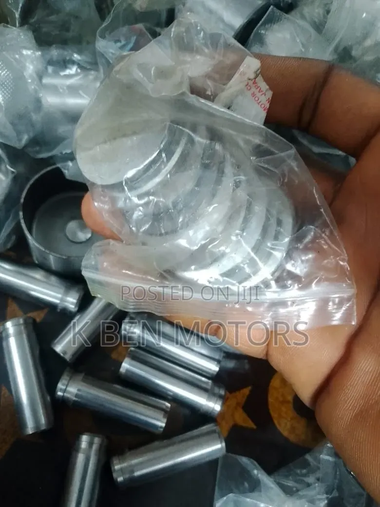 Toyota Hiace or Hilux Manual Engine Valve Guide