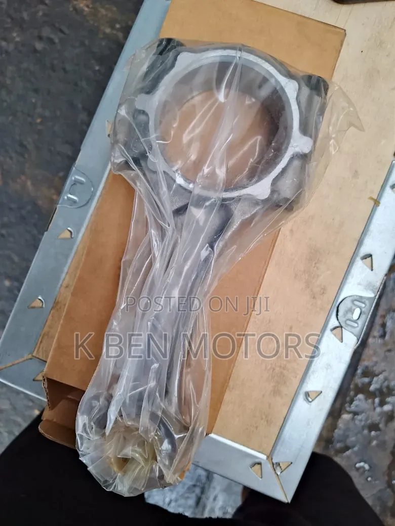 Toyota Hiace or Hilux Manual Engine Connecting Rod