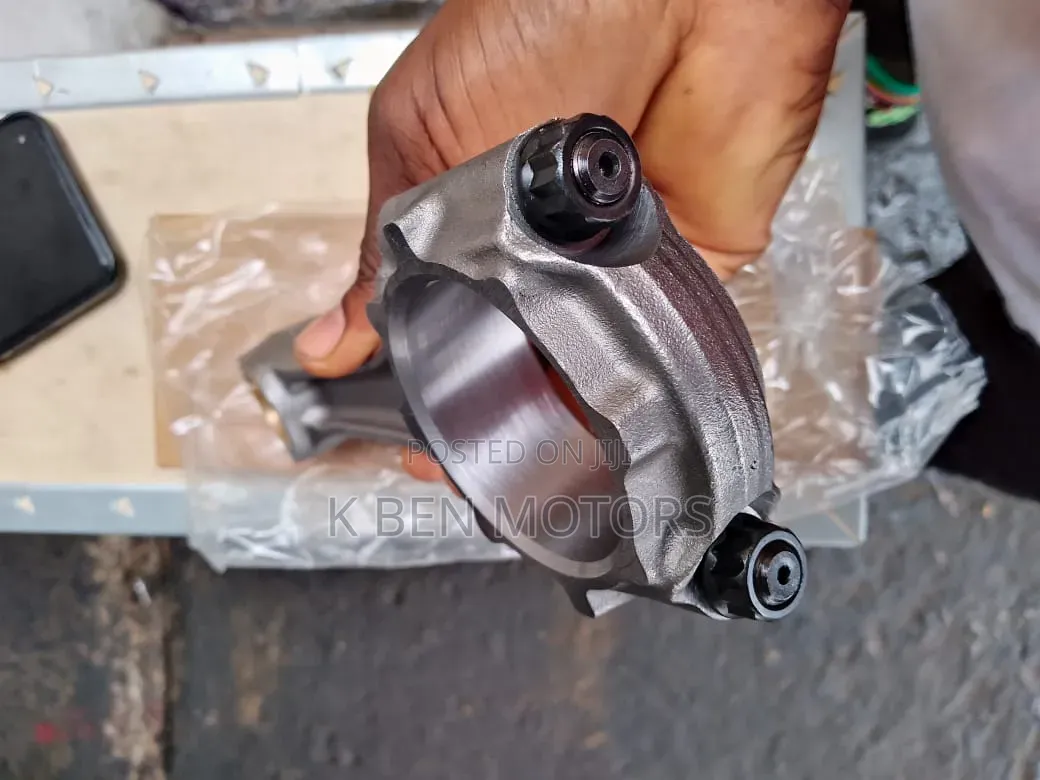 Toyota Hiace or Hilux Manual Engine Connecting Rod