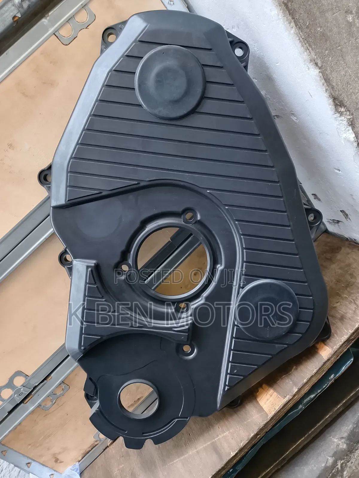 Toyota Hiace or Hilux Engine Face