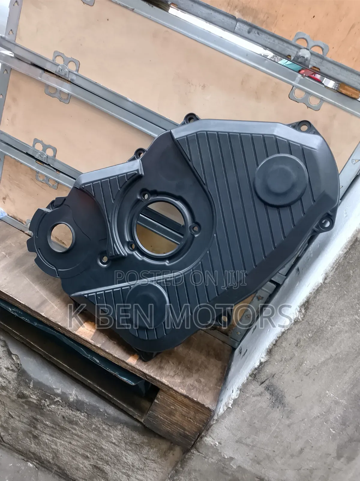 Toyota Hiace or Hilux Engine Face