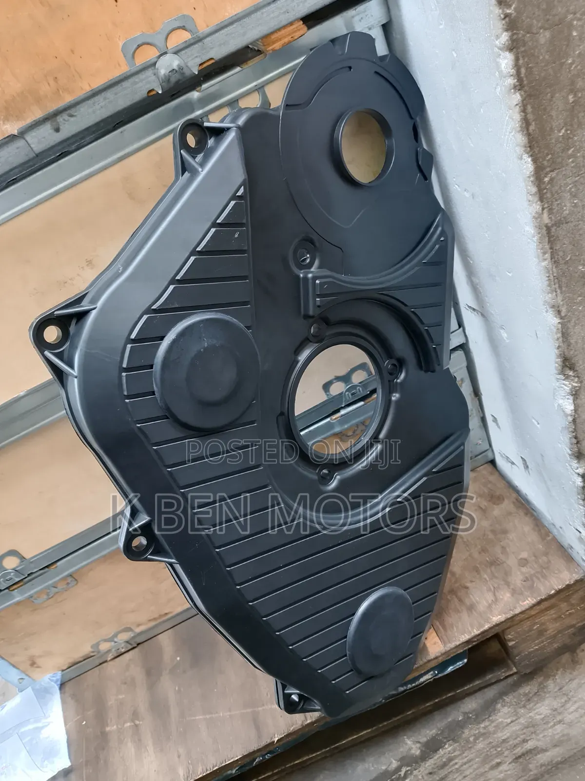 Toyota Hiace or Hilux Engine Face